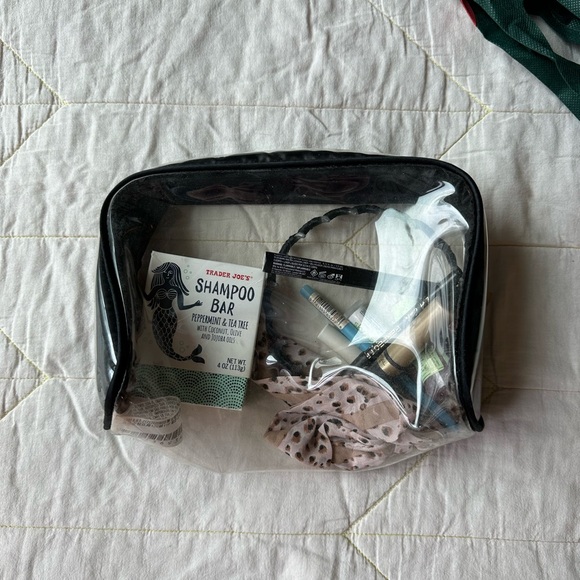 Beauty Bundle - Picture 7 of 7